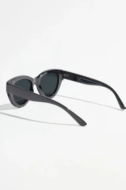 Sunglasses-Dynamite Chunky Cat-Eye Sunglasses Purple