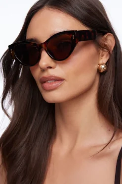 Sunglasses-Dynamite Classic Wide Arm Cat-Eye Sunglasses Brown