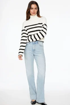 Sweaters & Cardigans | Sweaters-Dynamite Cropped Turtleneck Sweater White