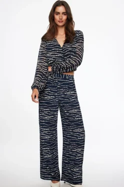 Blouses & Tops | Blouses & Tops-Dynamite Graphic Wrap Top Blue
