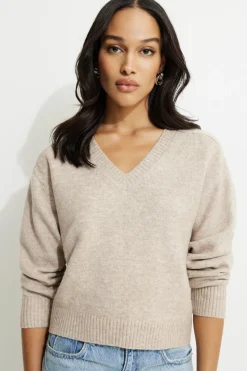 Sweaters & Cardigans | Sweaters-Dynamite Heavenlyarn™ V-Neck Sweater Brown