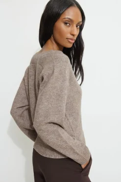Sweaters & Cardigans | Sweaters-Dynamite Heavenlyarn™ V-Neck Sweater Brown