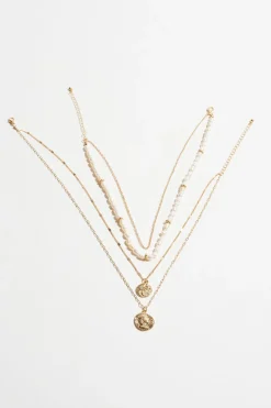Necklaces-Dynamite Layered Pearl & Worn Medallion Necklace White
