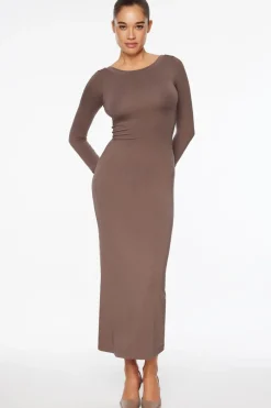 Dresses & Jumpsuits | Midi & Maxi Dresses-Dynamite Long Sleeve Scoop Back Maxi Dress Red