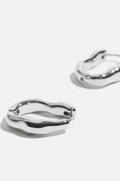 Earrings-Dynamite Wave Hoop Earrings Grey